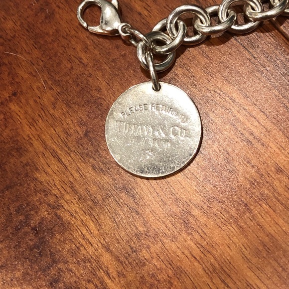 Return to Tiffany & Co. Tag Bracelet - Picture 2 of 9